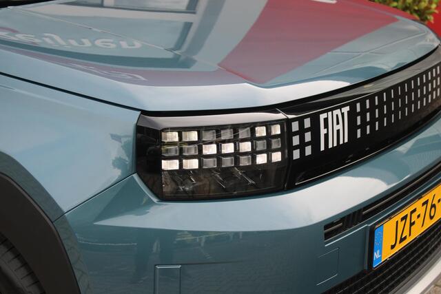 Fiat PANDA Grande 1.2 Hybrid 110PK AUTOMAAT ICON | PACK STYLE: 16" LICHTMETALEN VELGEN HOOGGLANS ZWART, DAKRAILS ZWART, EXTRA GETINTE ACHTERRUITEN, IN HOOGTE VERSTELBARE PASSAGIERSSTOEL, MIDDENARMSTEUN, STYLE VOOR EN ACHTERBUMPER, STYLE DASHBOARD) | CRUISE CONTROL | DAB+ RADIO | APPLE CARPLAY/ANDROID AUTO |