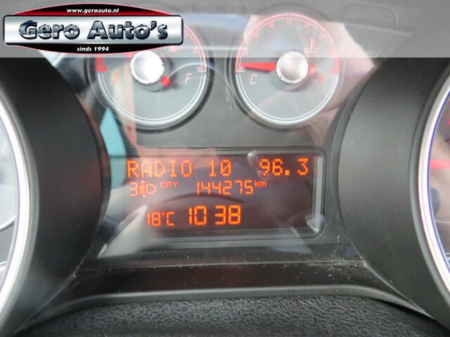 Fiat PUNTO Evo 0.9 TwinAir Lounge 5 deurs ,airco ecc,lmv,cruise control