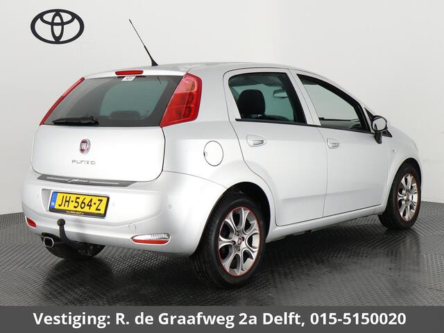 Fiat PUNTO Evo 0.9 TwinAir Lounge | Airco | Trekhaak | Parkeersensoren | Cruise control |