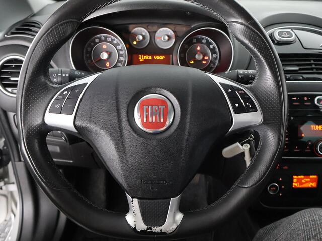 Fiat PUNTO Evo 0.9 TwinAir Lounge | Airco | Trekhaak | Parkeersensoren | Cruise control |
