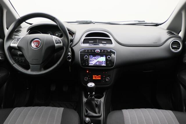 Fiat PUNTO Evo 0.9 TwinAir Sempre Navigatie, Climate, Cruise, Bluetooth, PDC