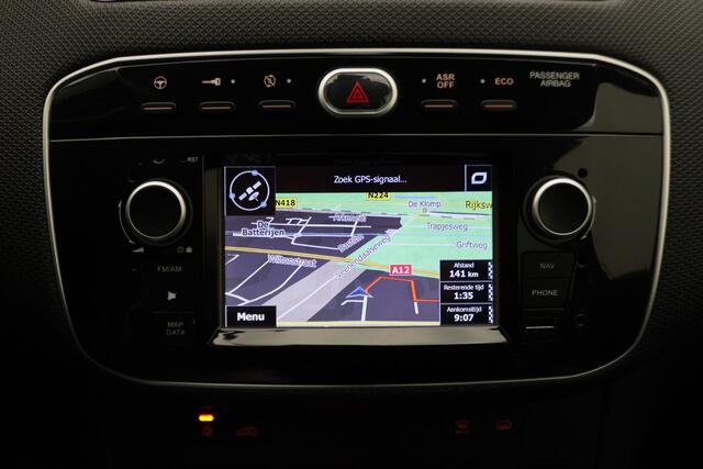 Fiat PUNTO Evo 0.9 TwinAir Sempre Navigatie, Climate, Cruise, Bluetooth, PDC