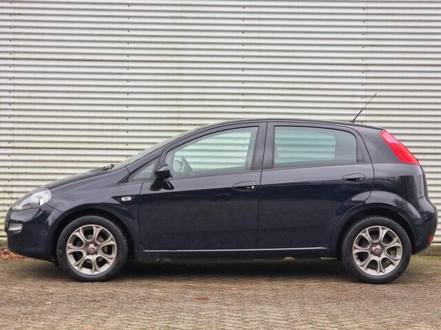 Fiat PUNTO Evo 5-deurs Sempre 0.9 TwinAir 100pk H6 | NAVI | CLIMA | CRUISE CONTROL | PDC | LM-VELGEN |