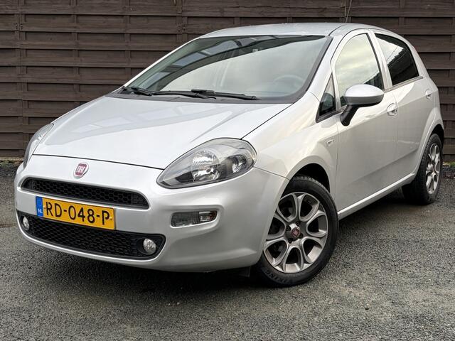 Fiat PUNTO 0.9 TwinAir Sempre / Navi / Clima / PDC / Trekhaak / NAP