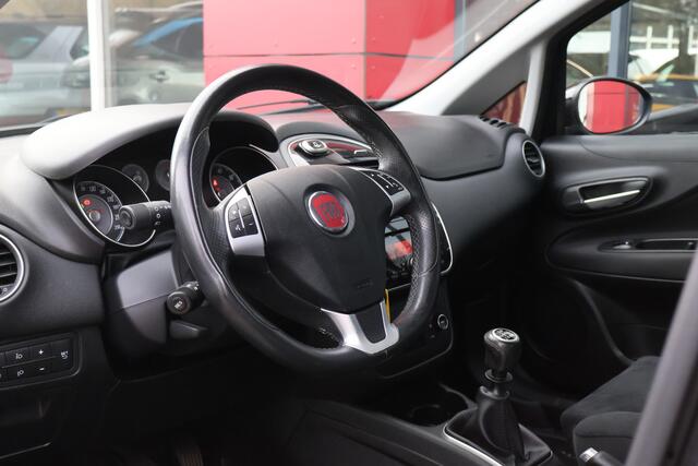Fiat PUNTO Evo 0.9 TwinAir Lounge | Origineel NL | 1ste Eigenaar | Cruise Control | Climate Control | Radio |