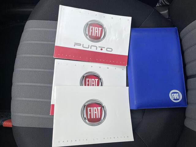 Fiat PUNTO Evo 0.9 TwinAir Sempre / Cruise Control / Climate Control / Parkeersensoren Achter / Navigatie / Radio /