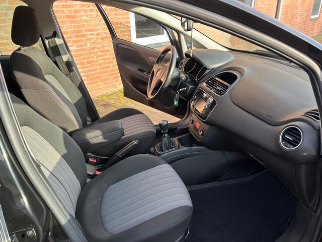 Fiat PUNTO EVO 0.9 TWIN AIR SEMPRE AIRCO NAV L.M.V SUPER ZUINIG