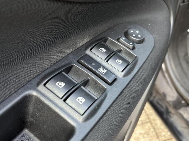Fiat PUNTO Evo 0.9 TwinAir Sempre | Airco | Dealer-Onderhouden | Bluetooth