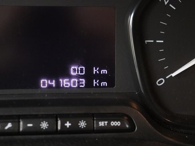 Fiat SCUDO 2.0 180PK L3H1 DC Business Pro+ | AUTOMAAT | Climate control | Trekhaak | Velgen |