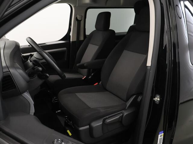 Fiat SCUDO 2.0 MultiJet Aut. | L3 H1 | DC | Business Pro+ | Airco | Parkeercamera | 5-zits | LM Velgen | Carplay |