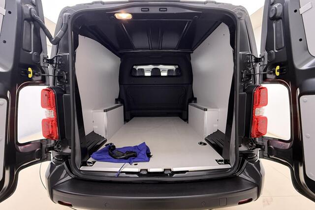 Fiat SCUDO 2.0 Diesel 180 S&S L3 DC Dubbele Cabine automaat | Lederen bekleding | Afneembare trekhaak | Dubbele zijschuifdeur | Stoelverwarming & Massage | Lichtmetalen velgen | DEMO