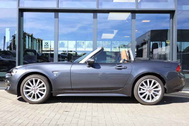 Fiat SPIDER 1.4 M-AIR T LUSSO, Camera, Navigatie PDC stoelverwarming Nederlands Auto (NAP)