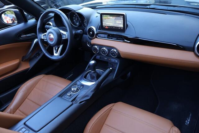 Fiat SPIDER 1.4 M-AIR T LUSSO, Camera, Navigatie PDC stoelverwarming Nederlands Auto (NAP)