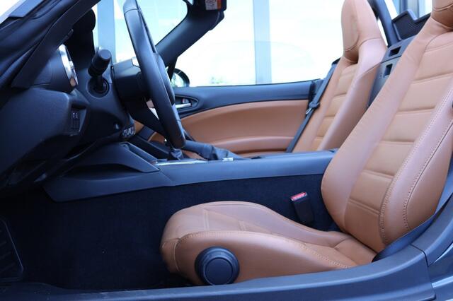 Fiat SPIDER 1.4 M-AIR T LUSSO, Camera, Navigatie PDC stoelverwarming Nederlands Auto (NAP)