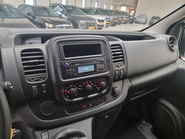 Fiat TALENTO 1.6 MJ EcoJet L1H1 Incl. BTW/ BPM Airco Camera PDC Groepsvervoer Passenger Kombi Combi Tourer