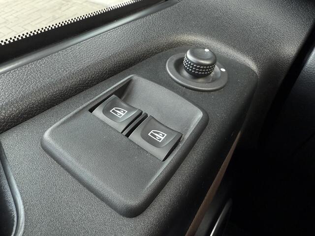 Fiat TALENTO 1.6 MJ EcoJet L2H1 SX 145PK ?Navigatie ?Camera ?Airco ?Cruise ?Bluetooth telefoon ?Parkeersensoren ?Schuifdeur Rechts ?Trekhaak ?Lichtmetaal ?89.914 km!