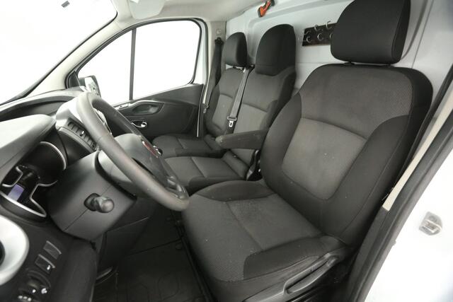 Fiat TALENTO 2.0 MultiJet L2H1 146PK Airco Camera Cruise Navigatie PDC 3 Persoons Imperiaal Trekhaak