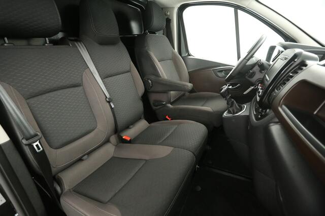 Fiat TALENTO 2.0 MultiJet L1H1 Airco Cruise Navigatie PDC 3 Persoons Elektrpakket