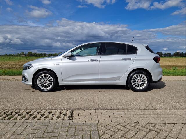 Fiat TIPO 1.0 Life - 100 Pk - Euro 6 - Navi - ParkeerCamera - AppleCarplay AndroidAuto