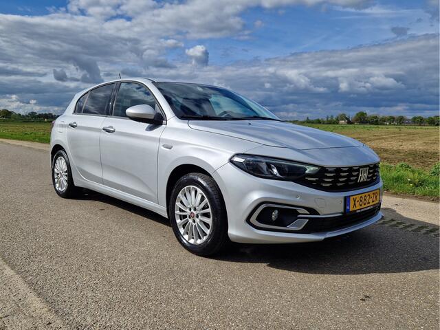 Fiat TIPO 1.0 Life - 100 Pk - Euro 6 - Navi - ParkeerCamera - AppleCarplay AndroidAuto