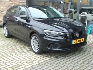 fiat-tipo-1.4-16v--lounge-hatchback