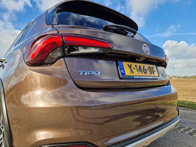 Fiat TIPO Cross 1.0 Life - 100 Pk - Euro 6 - Navi - ParkeerCamera - Cruise Control