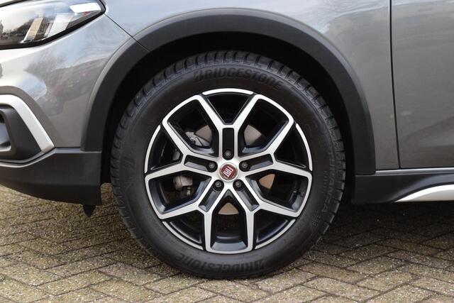 Fiat TIPO Stationwagon Cross 1.5 Hybrid|Adapt.Cruise|Camera|Clima