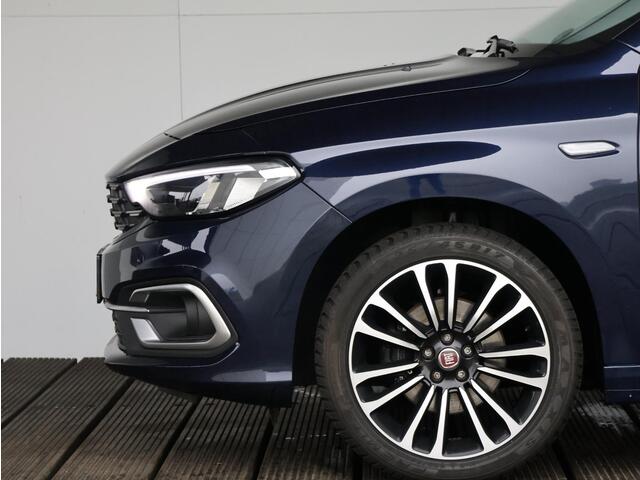 Fiat TIPO Stationwagon 1.0 | Navigatie | PDC Voor achter | Cruise Control |