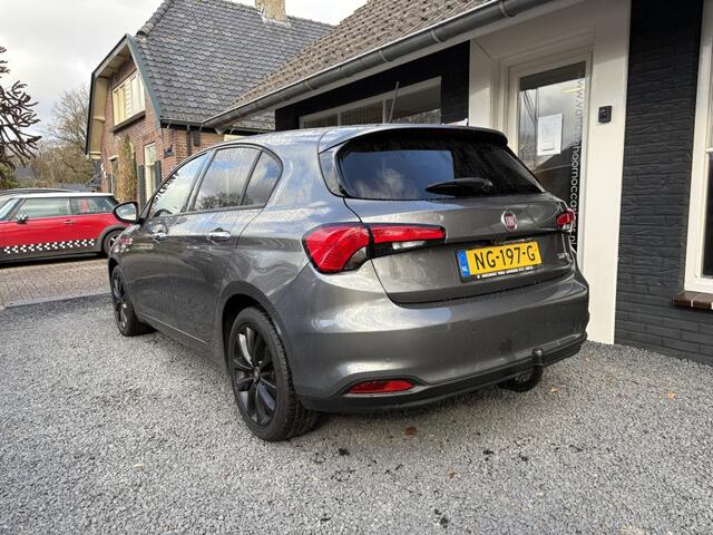 Fiat TIPO 1.6 COMPACT | ZEER ZUINIG | NAVI | LEDER | CAMERA