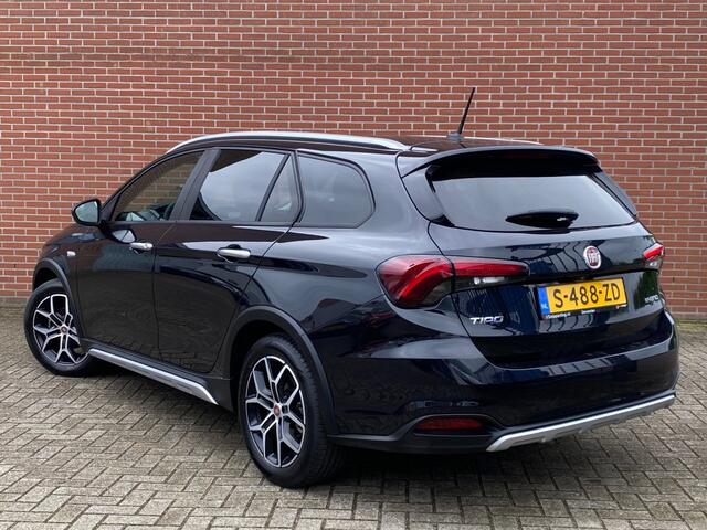 Fiat TIPO 1.5 HYBRID CROSS AUTOMAAT NAVI ADAP CRUISE CLIMA CAMERA
