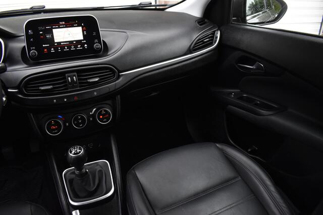 Fiat TIPO Stationwagon 1.6 MultiJet 16v Business Lusso Trekhaak - Navi - Camera - Cruise