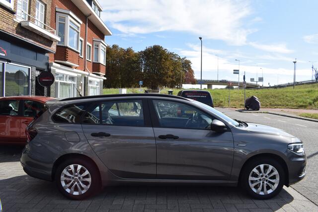 Fiat TIPO Stationwagon 1.4 16v Climate Trekhaak 46.992km Orgineel !!!