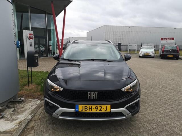 Fiat TIPO Cross Stationwagon 1.0 | Incl. Trekhaak | Camera | Navi | Carplay