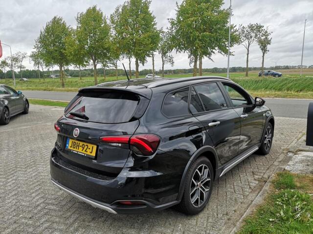 Fiat TIPO Cross Stationwagon 1.0 | Incl. Trekhaak | Camera | Navi | Carplay
