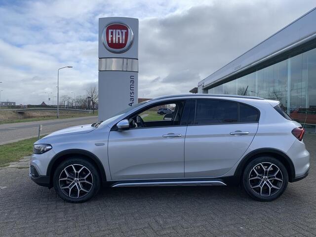 Fiat TIPO Cross 1.0 | Adaptive cruise | Achteruitrijcamera | LED | Dodehoeksensor