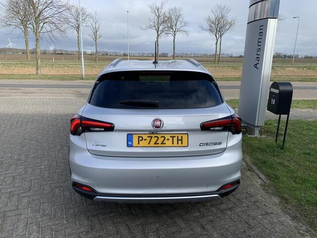 Fiat TIPO Cross 1.0 | Adaptive cruise | Achteruitrijcamera | LED | Dodehoeksensor