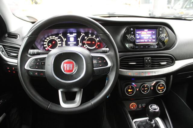 Fiat TIPO 1.4 16V Lounge Airco, Cruise Control, Stuurbekrachtiging