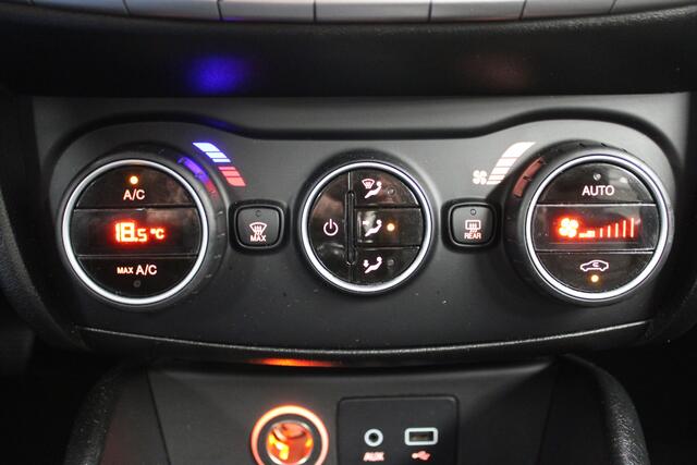 Fiat TIPO 1.4 16V Lounge Airco, Cruise Control, Stuurbekrachtiging