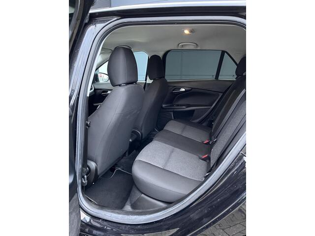Fiat TIPO Stationwagon 1.4 Mirror | Stoelverwarming | Climatronic | Navigatie |