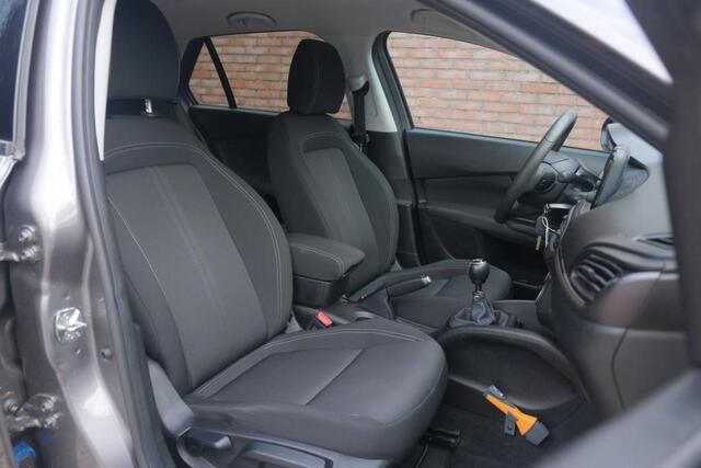 Fiat TIPO 1.4 T-Jet 16V 120pk Stationwagon S-Design | Navi | Climate | Cruise | Camera | Stoelverwarming | PDC