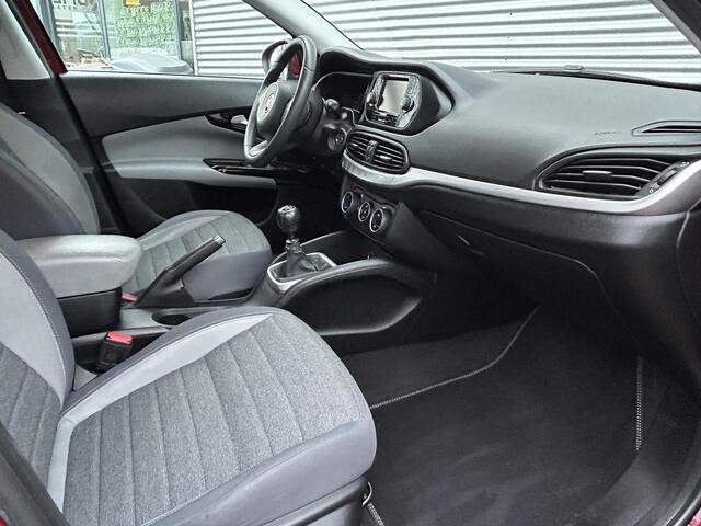 Fiat TIPO 1.4 16V Lounge | PDC | Clima | CruiseControl |