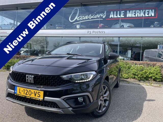 Fiat TIPO Cross 1.0 City Cross Achteruitrijcamera - Airco - Cruise control - Dakrails - Licht metalen velgen 17 inch - U-connect - Stuur multifunctioneel - Bluetooth - Elektrische ramen - Parkeersensoren - Led verlichting - Mistlampen voor - Radio - Start/stop syst