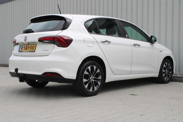Fiat TIPO 1.4 Mirror | Incl. 12 maanden garantie | Cruise control | Airco | Trekhaak | DAB radio | navigatie | Bluetooth | Parkeercamera |