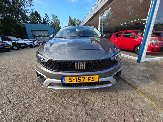 Fiat TIPO Stationwagon Cross 1.5 Hybrid