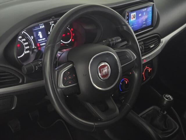 Fiat TIPO Stationwagon 1.4 Street | Apple-Android | Ruime Kofferruimte | Getinte Ramen