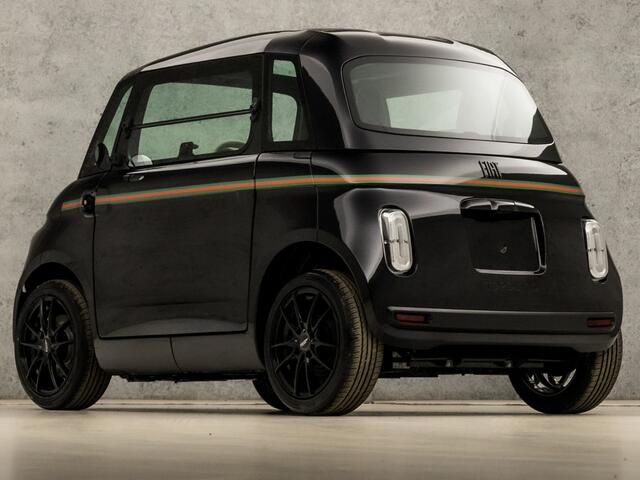 Fiat Topolino Brommobiel Gucci (BLACK PACK (GESPOTEN), HOOGGLANS ZWART LAK, 15 INCH LICHTMETALEN VELGEN, WIT LEER, LEDER STUURWIEL, NIEUWSTAAT)