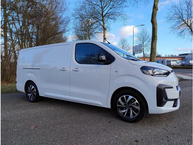 Fiat e-Scudo L3 75 kWh | 352 KM WLTP | Houten afwerking laadruimte | Full ECO LED koplampen | Exterieur Pakket | 17 inch lichtmetalen velgen | Multimedia | Carplay | Achteruitrijcamera | Parkeersensoren achter | Comfortstoel bestuurder | Tussenwand comfort | LED laadr