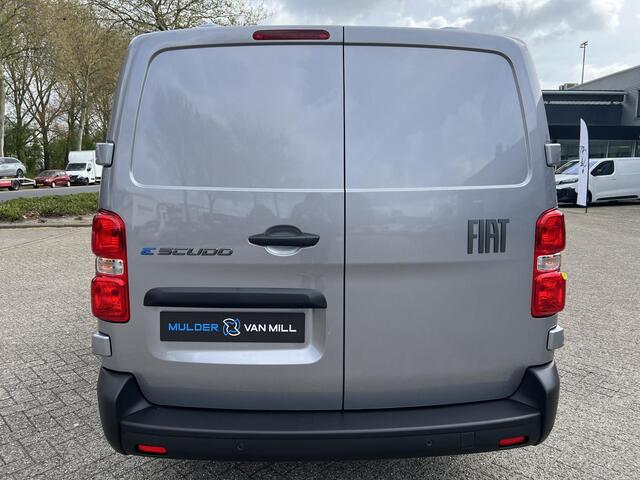 Fiat e-Scudo L3 75 kWh 136pk | 8 jaar garantie | 0% financial lease | Houten afwerking laadruimte | LED laadruimteverlichting | NAVI | Multimedia | Draadloze Apple Carplay en Android Auto | Parkeersensoren voor- en achter | Achteruitrijcamera | Dode hoek detectie | Tu