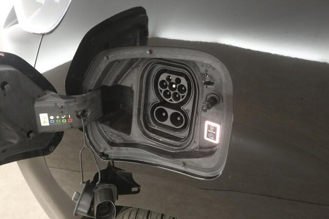 Fiat e-Scudo Peugeot e-Expert 75 kWh L2H1 | Snelladen | SOH 91% | Airco | Cruise | Camera | Carplay | 3 Zits | Navi