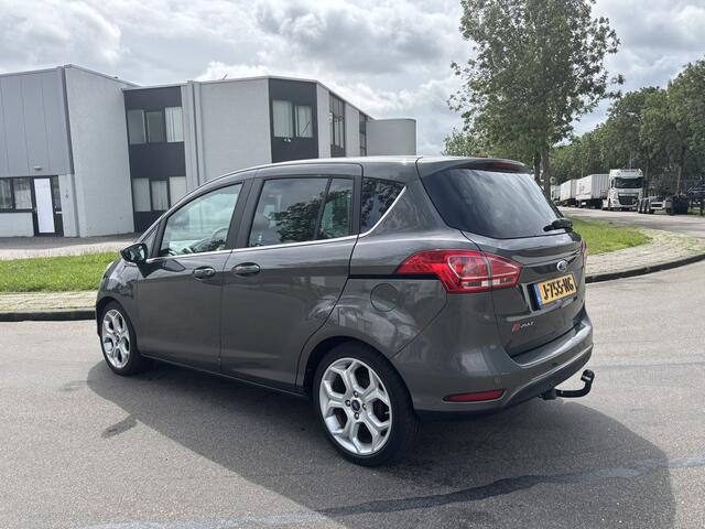 Ford B-MAX 1.0i EcoBoost Titanium 101 PK. Zuinige en als nieuw rijdende auto !!!